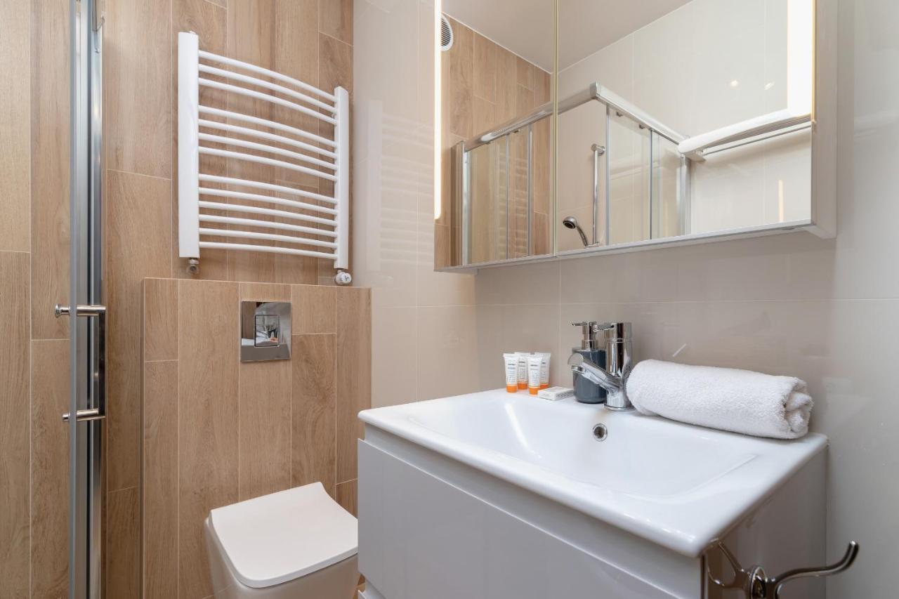 Business Apartment For Home Office Kolaczy Krakow By Noclegi Renters Bagian luar foto